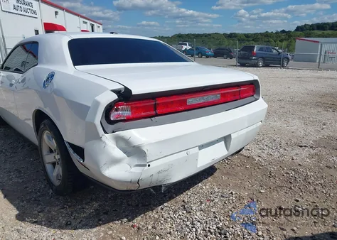 2013 Dodge Challenger Sxt Plus from USA, damaged, VIN 2C3CDYAG2DH724015